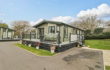 Gwydn Lodge Holiday Cottage