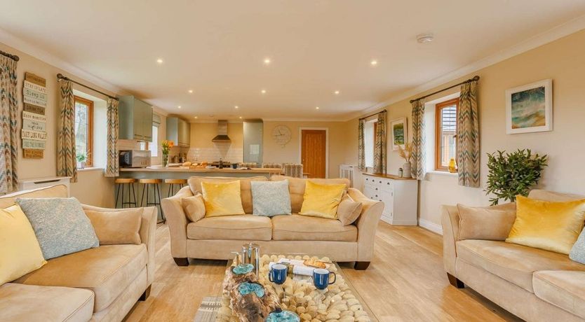 Photo of 3 Bed in Westward Ho