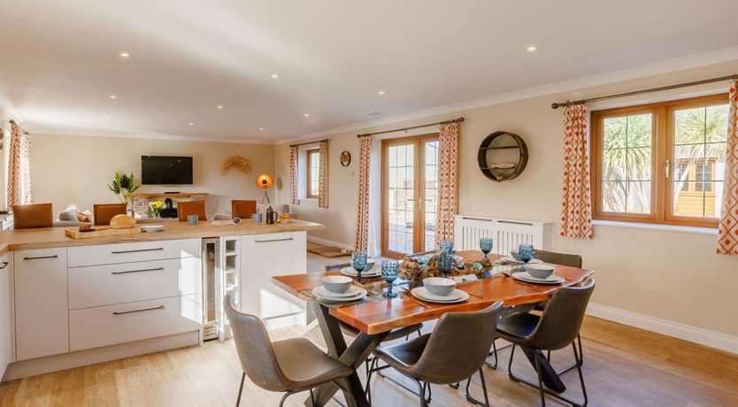 Photo of 3 Bed in Westward Ho