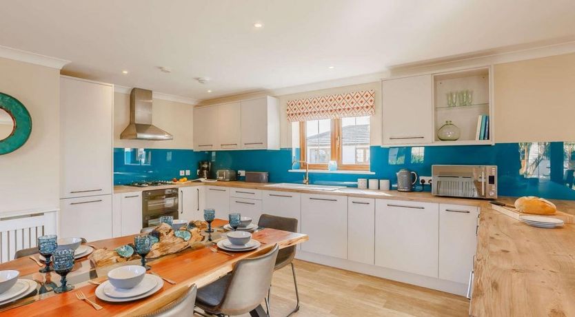 Photo of 3 Bed in Westward Ho