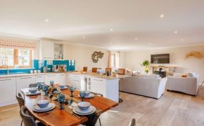 Photo of in Westward Ho (89866)