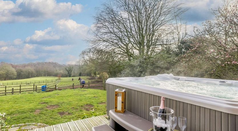 Photo of 1 Bed in Whitegate