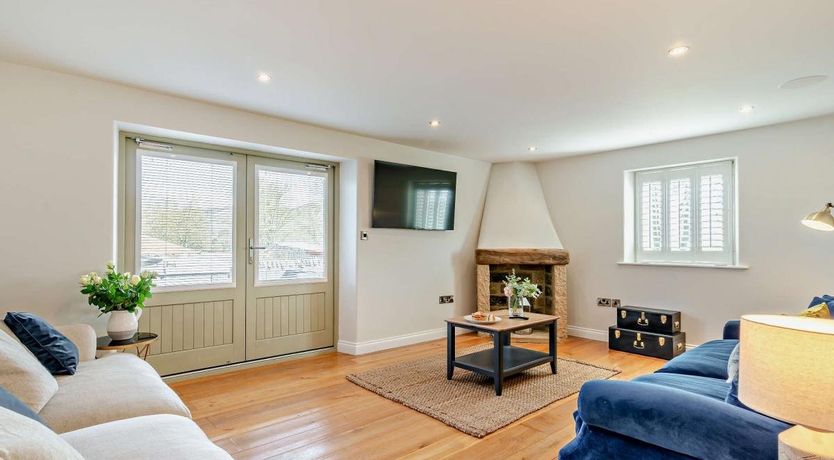 Photo of 3 Bed in Dacre Banks