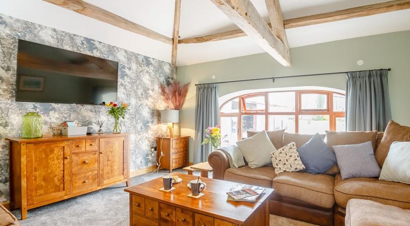 Photo of 4 Bed in Rhewl