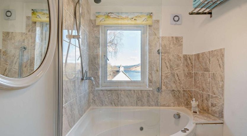 Photo of 1 Bed in Crarae Furnace