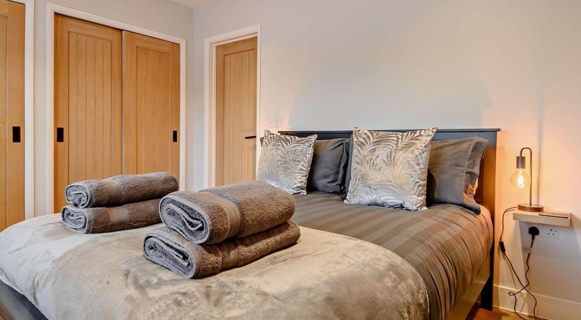 Photo of 4 Bed in Holt