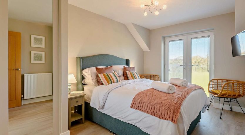 Photo of 2 Bed in Shaftesbury