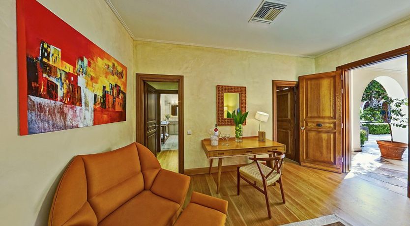 Photo of Heaven's Light