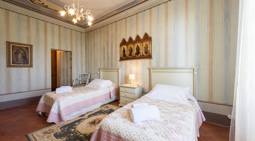 Photo of La Grande Villa Rosa