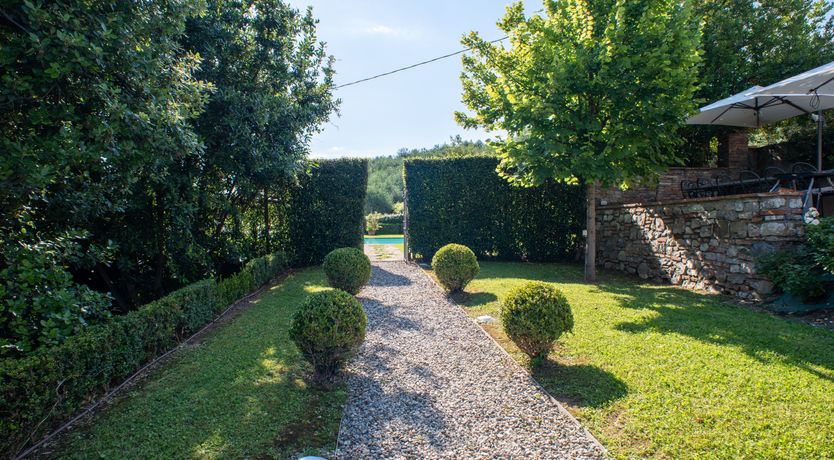 Photo of La Grande Villa Rosa