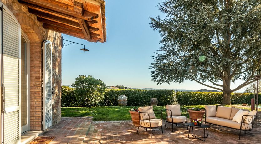 Photo of A Glass of Brunello