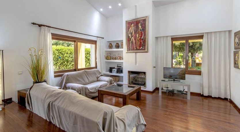 Photo of Wrapped in Green