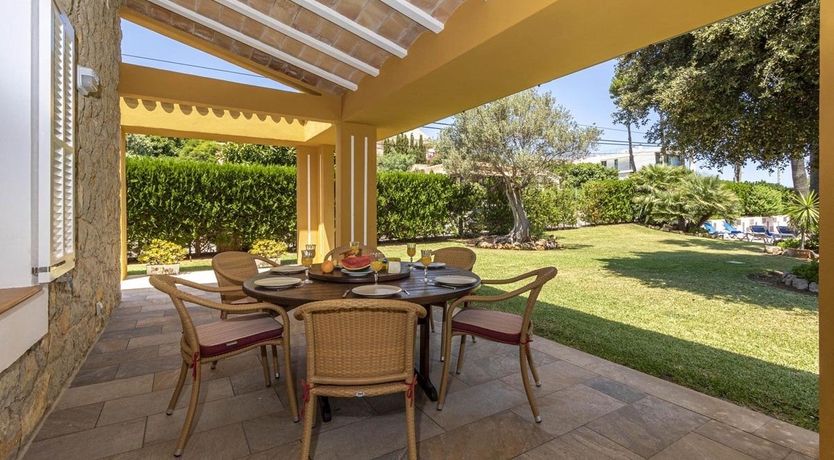 Photo of Wrapped in Green