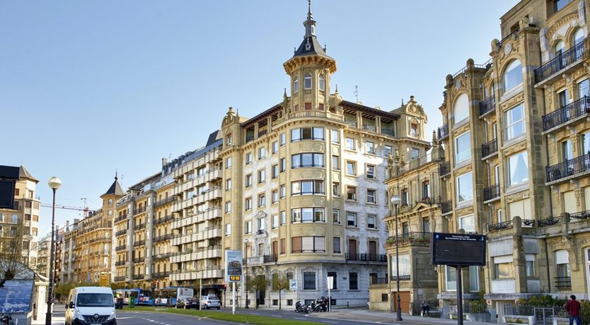 Photo of Basque in the City