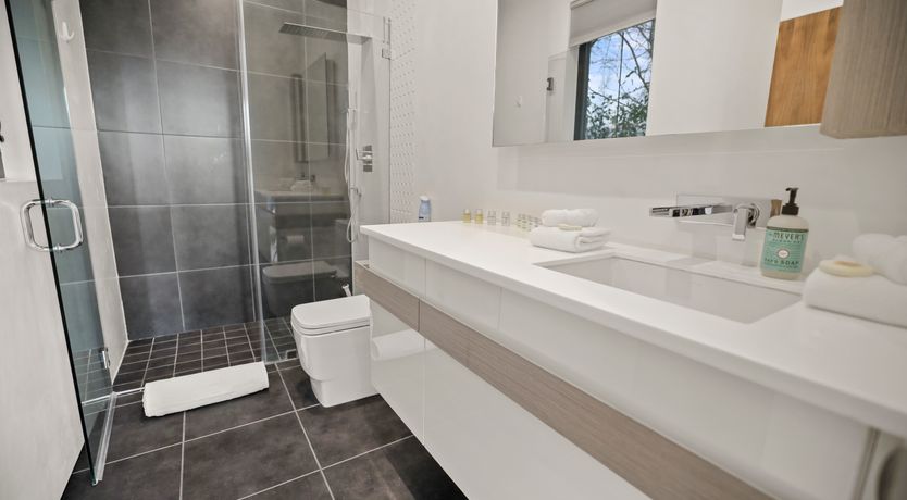 Photo of Welcome To Hollywood