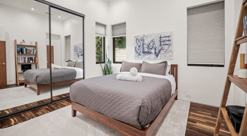 Photo of Welcome To Hollywood