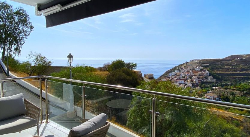 Photo of Wicker & Waves