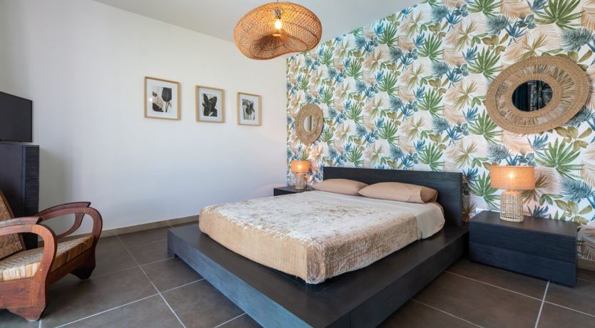 Photo of Chestnut Mare