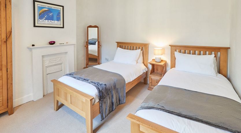 Photo of Holly & Stone