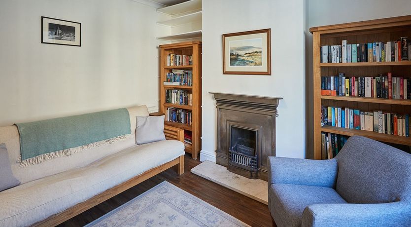 Photo of Holly & Stone