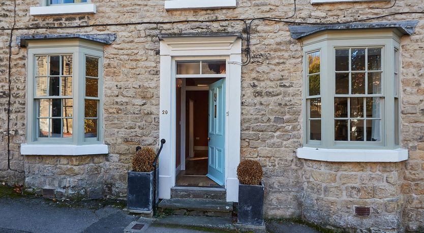 Photo of Holly & Stone