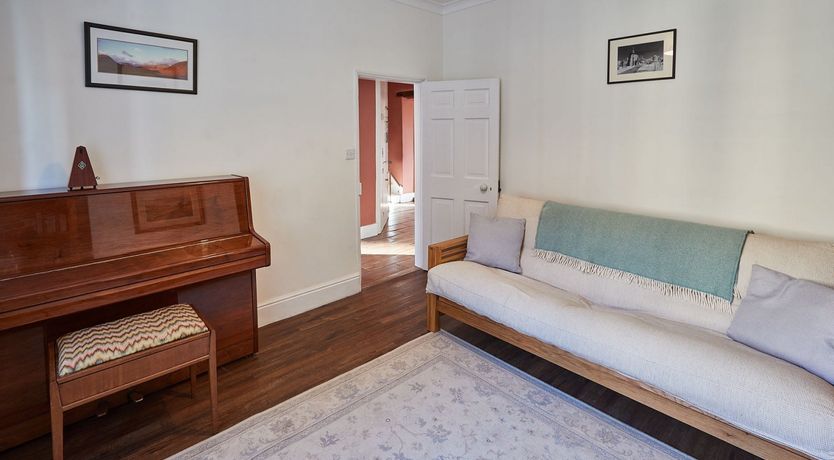 Photo of Holly & Stone