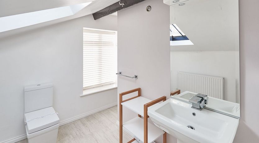 Photo of Holly & Stone