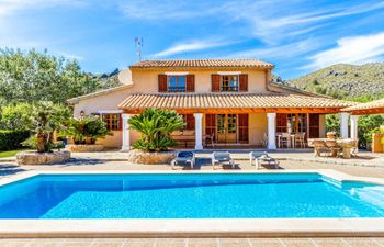 Fig & Blossom Villa
