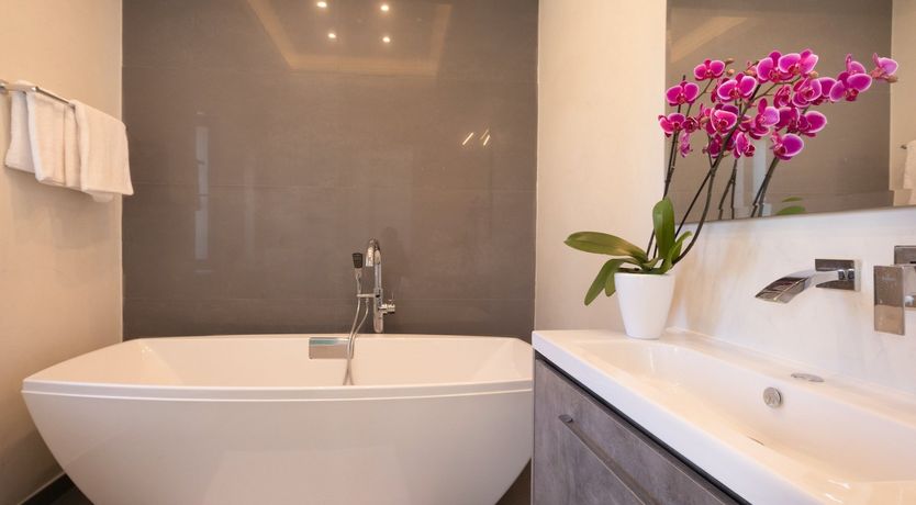 Photo of Grecian Alabaster