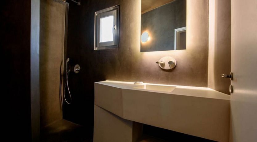 Photo of Low Down Rolling Stone