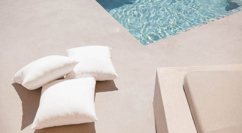 Photo of Low Down Rolling Stone