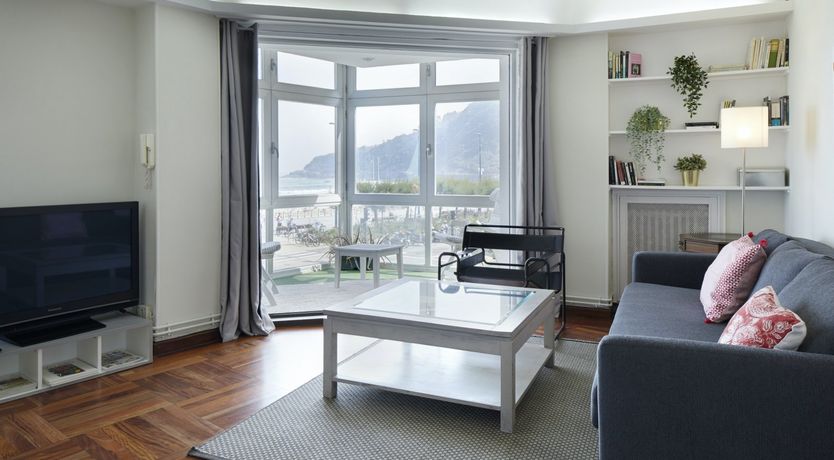 Photo of Glass Intersections