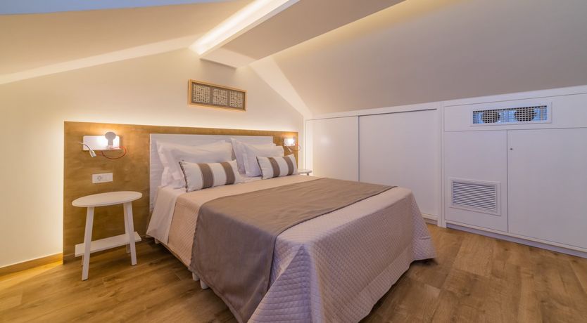 Photo of A Thousand Suns