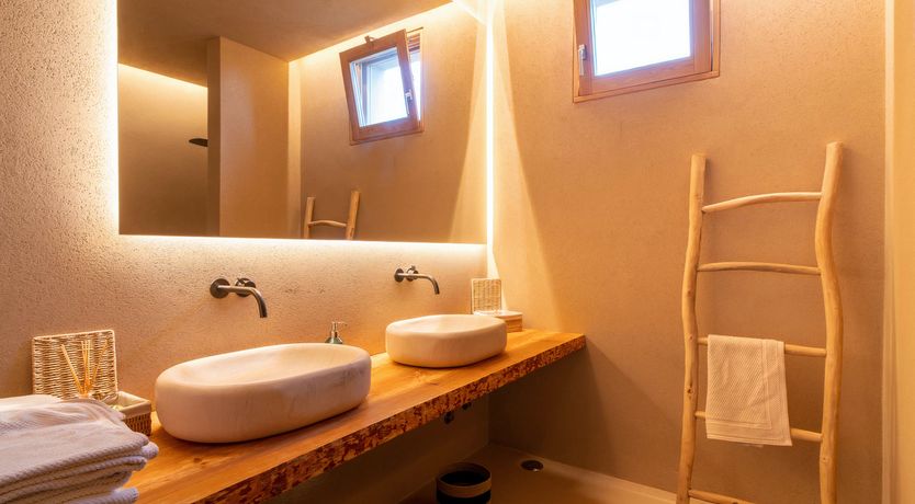 Photo of Mighty Pine