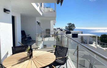 Endless Days Apartment