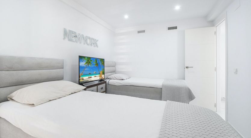 Photo of The Lady in Gold