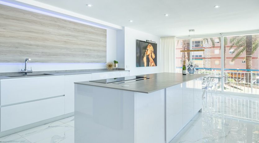 Photo of The Lady in Gold