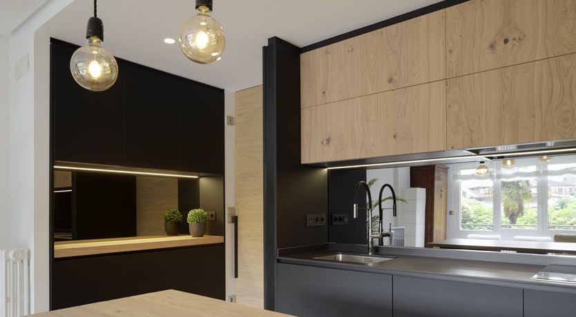 Photo of Good Times & Tan Lines