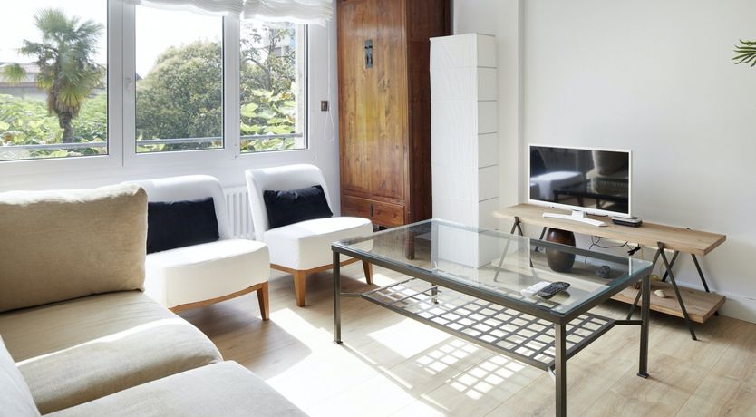 Photo of Good Times & Tan Lines