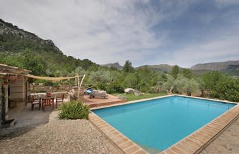 Terracotta & Turquoise Villa