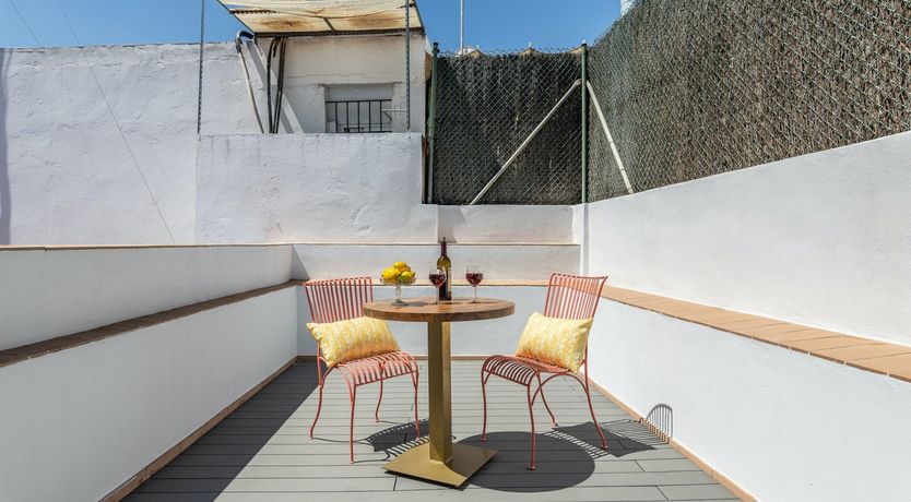 Photo of Finding Flores