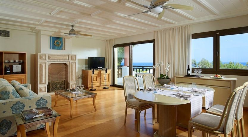 Photo of Royal Tempest