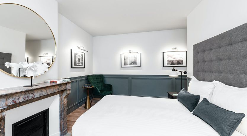 Photo of Petite Beauty