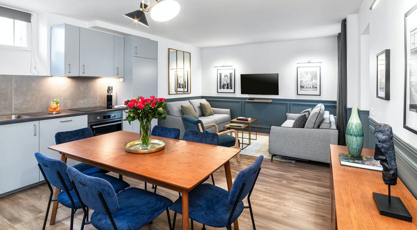 Photo of Petite Beauty