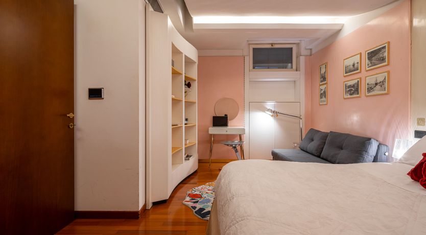 Photo of Where the Canals Flow