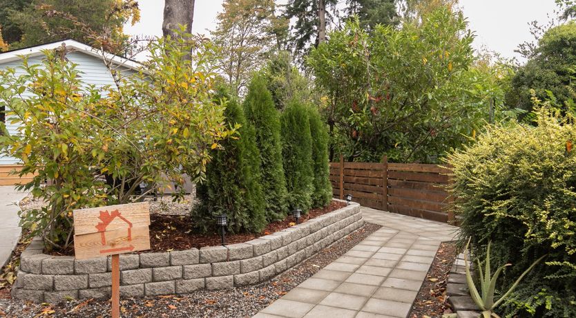 Photo of To the Space Needle