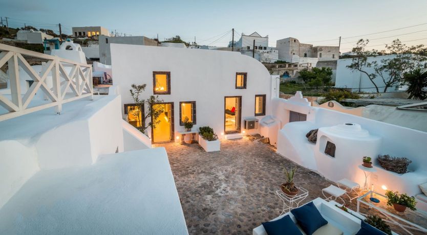 Photo of The Hillside Hideaway