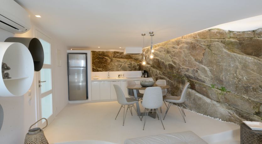 Photo of Ruby & Amethyst