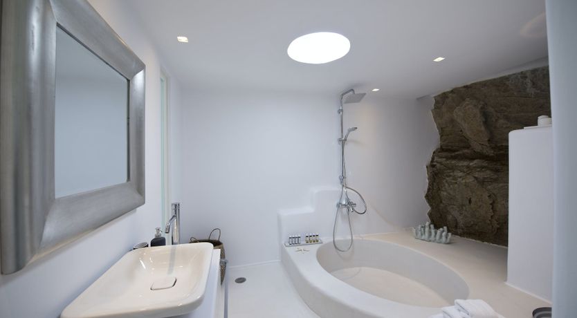 Photo of Ruby & Amethyst