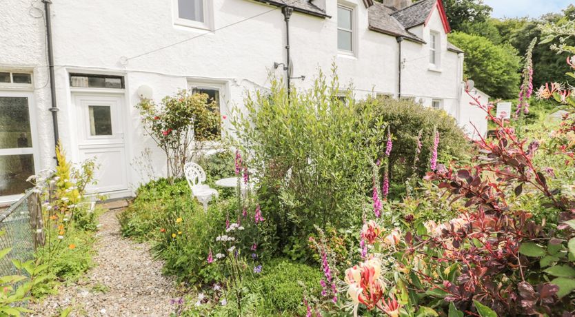 Photo of Crinan Canal Cottage No8